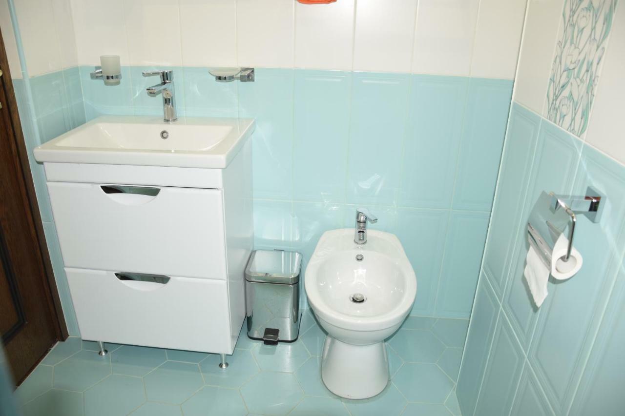 Massiv Apt Erivan Exterior foto